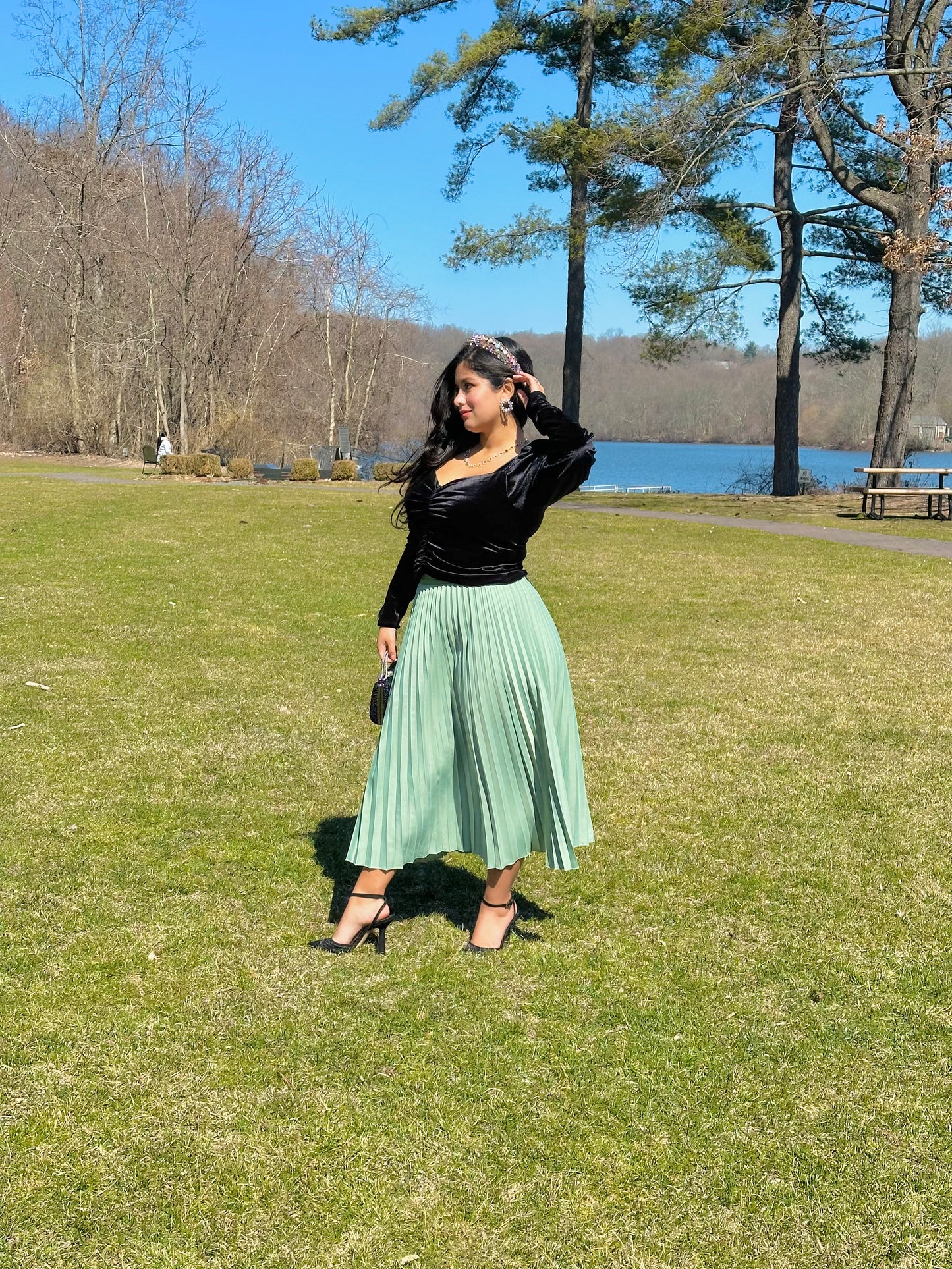 👑Goddess Diana pleated sage satin skirt